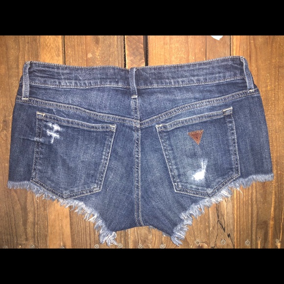 Guess shorts - Picture 2 of 2